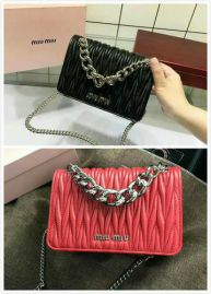 Picture of MiuMiu Lady Handbags _SKUfw20222130fw